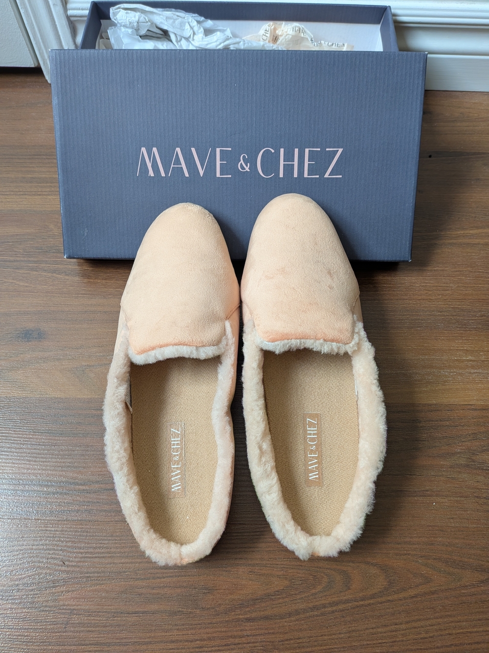 BNWT Mave & Chez Maya Peach Bellini Plush-Lined Slip-Ons